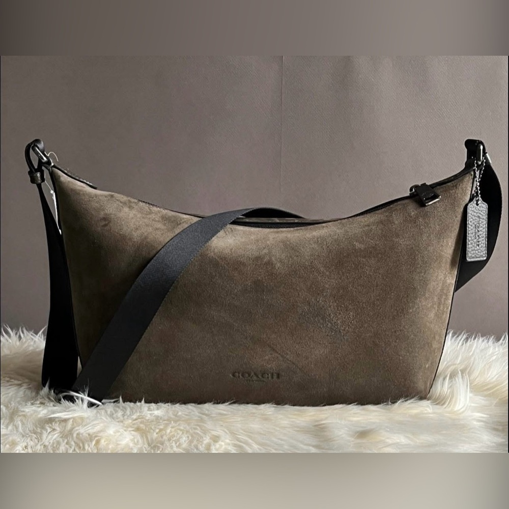 CCG17 - Coach Finn Crossbody Bag